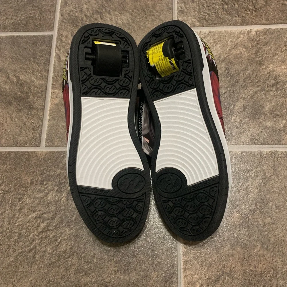 Heelys Skate Spiderman/Marvel Special Edition Shoes HES10496 - Picture 6 of 8